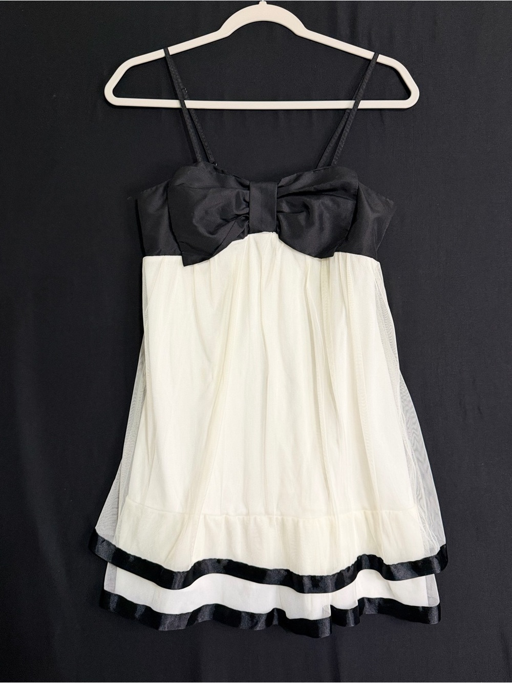 Wet Seal Black and Ivory Ruffle Trim Dress Large Bow Babydoll cut Y2K 90’s VTG